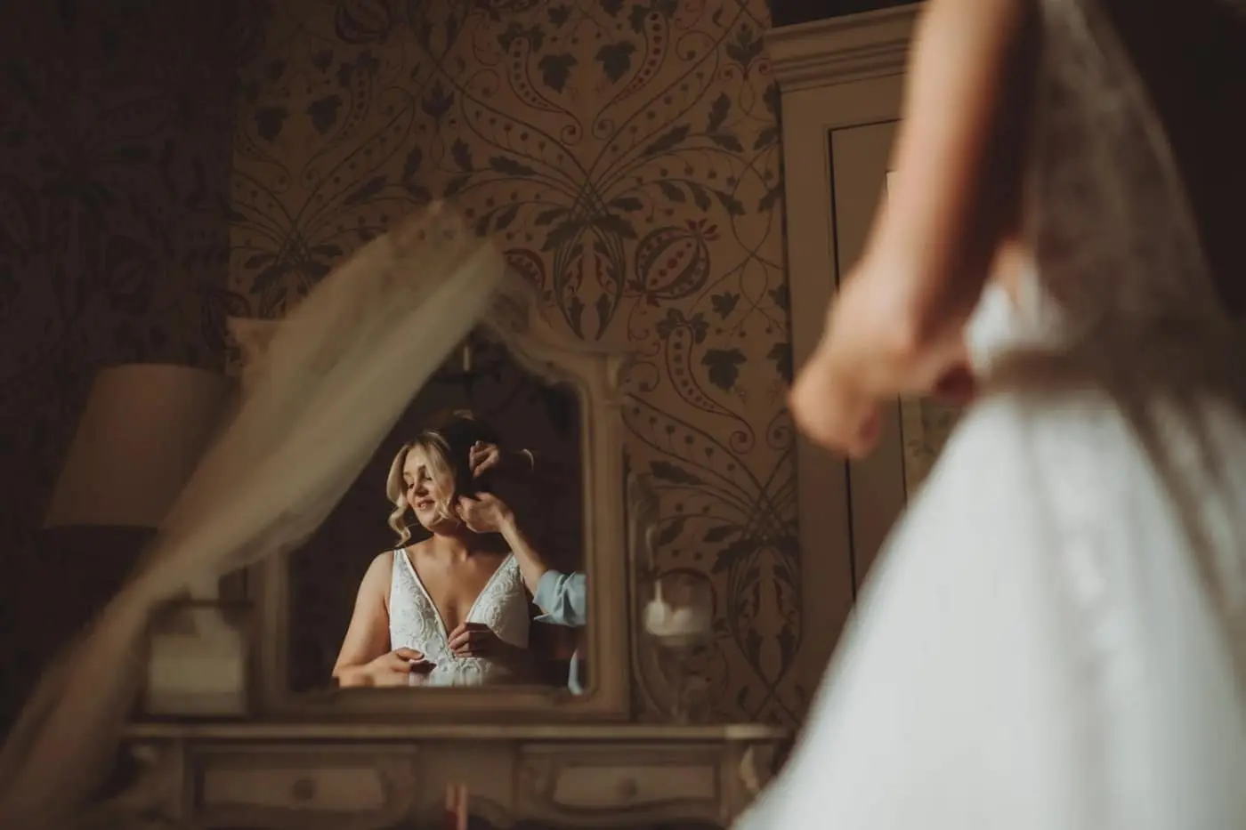 Hodsock Priory wedding photography — photo 7 of 12