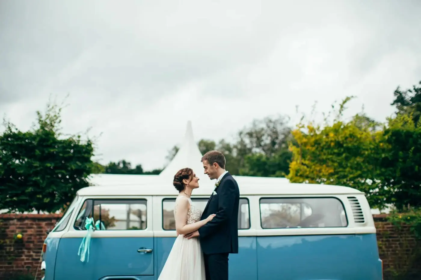 Larah & James on their wedding day, photographed by Nick and Nic