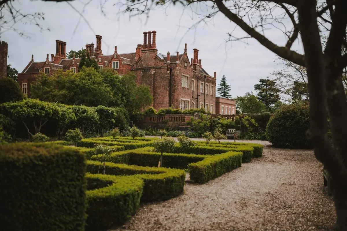 Amy and Rob's wedding at Hodsock Priory, Nottinghamshire