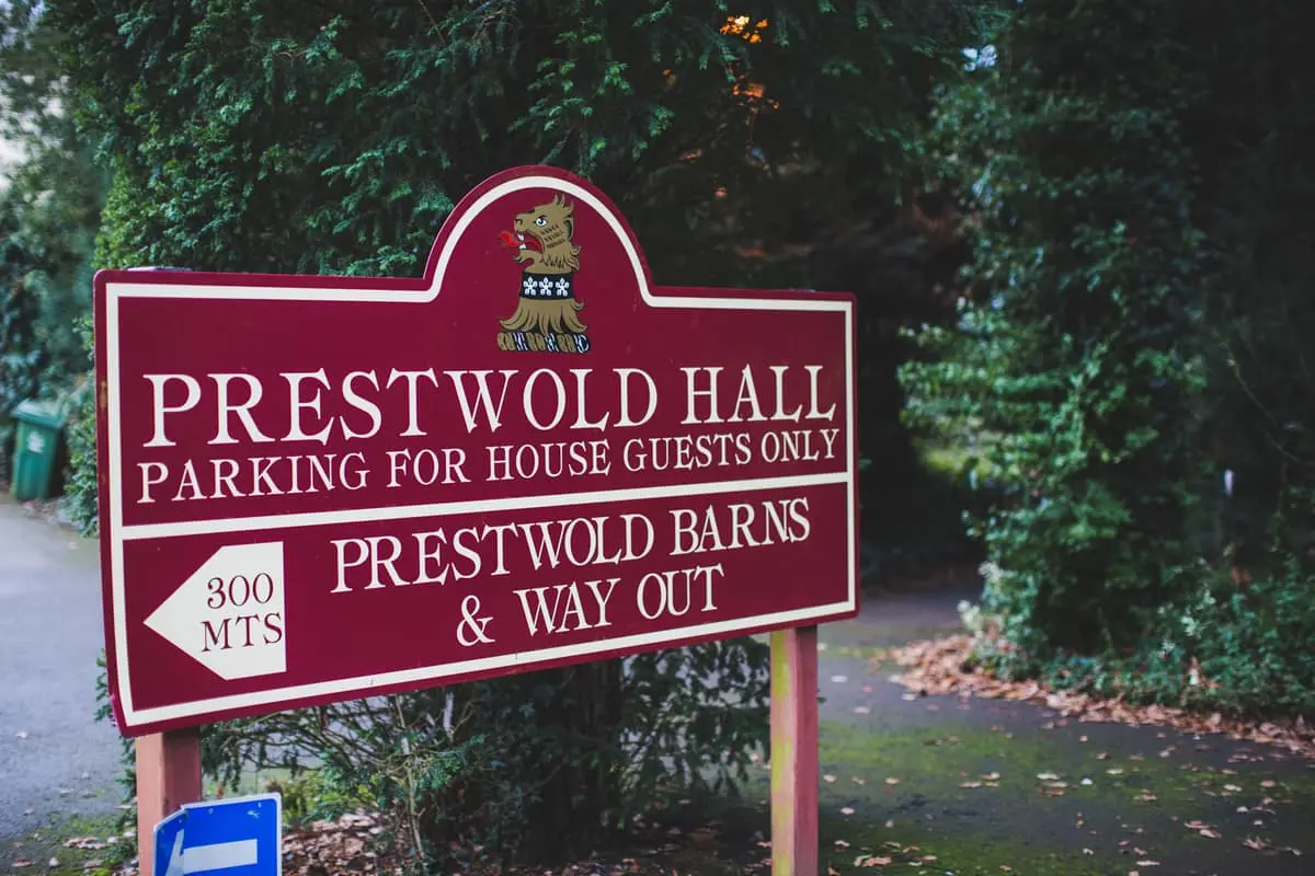 Lisa and Mike's winter wedding at Prestwold Hall, Leicestershire