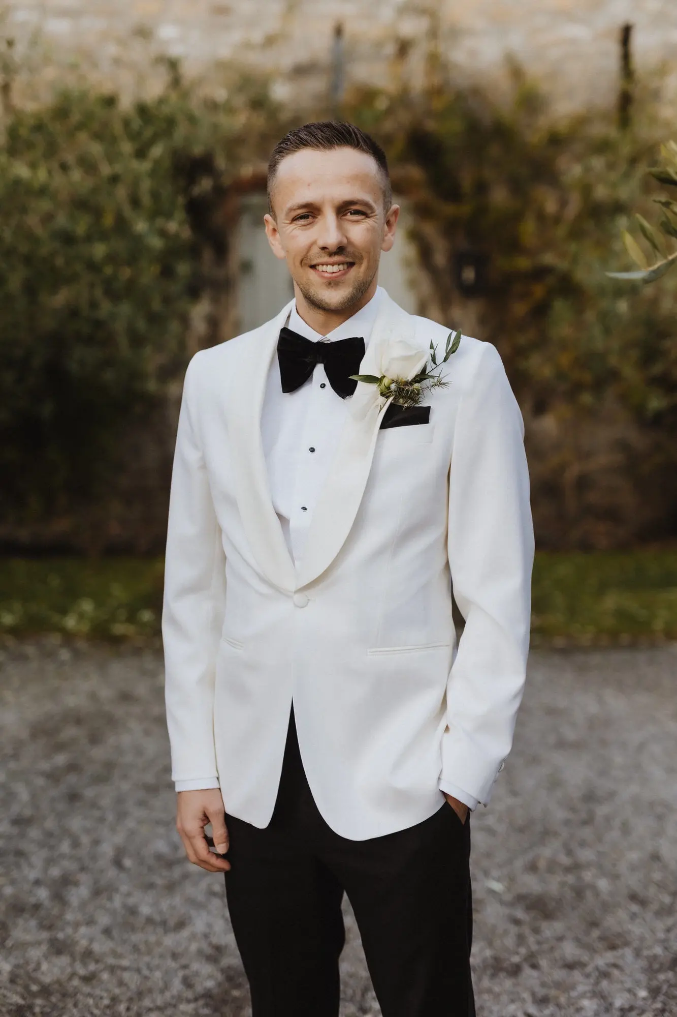 Middleton Lodge Estate wedding photography — photo 9 of 45